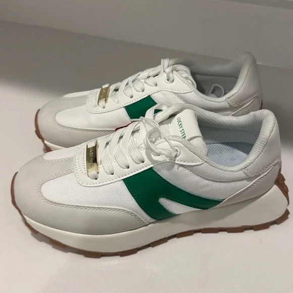 Lucky Step Brand White and Green Athletic Shoes- size 7.5 - Picture 3 of 6